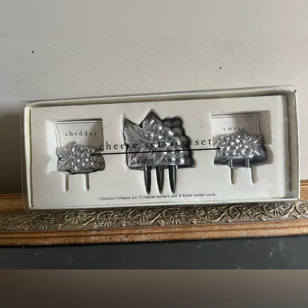Pier 1 Cheese Set